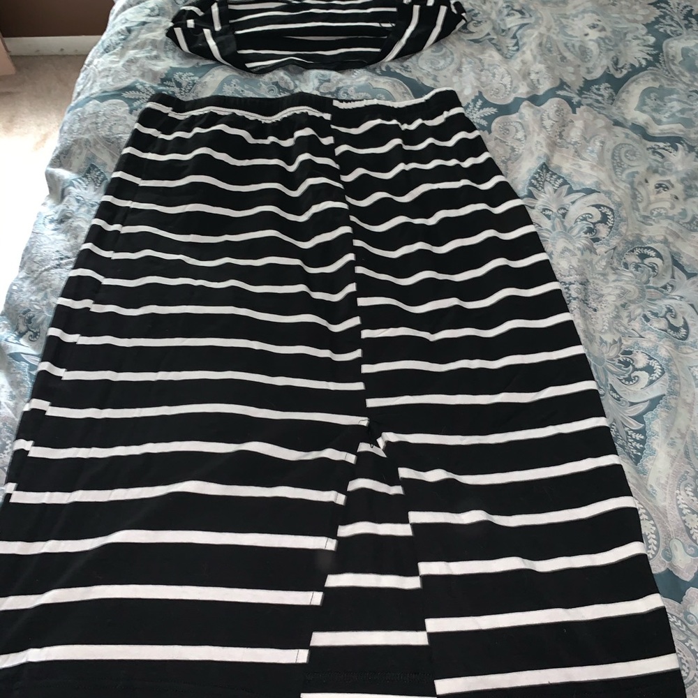 2 piece black and white striped skirt set - Picture 3 of 3